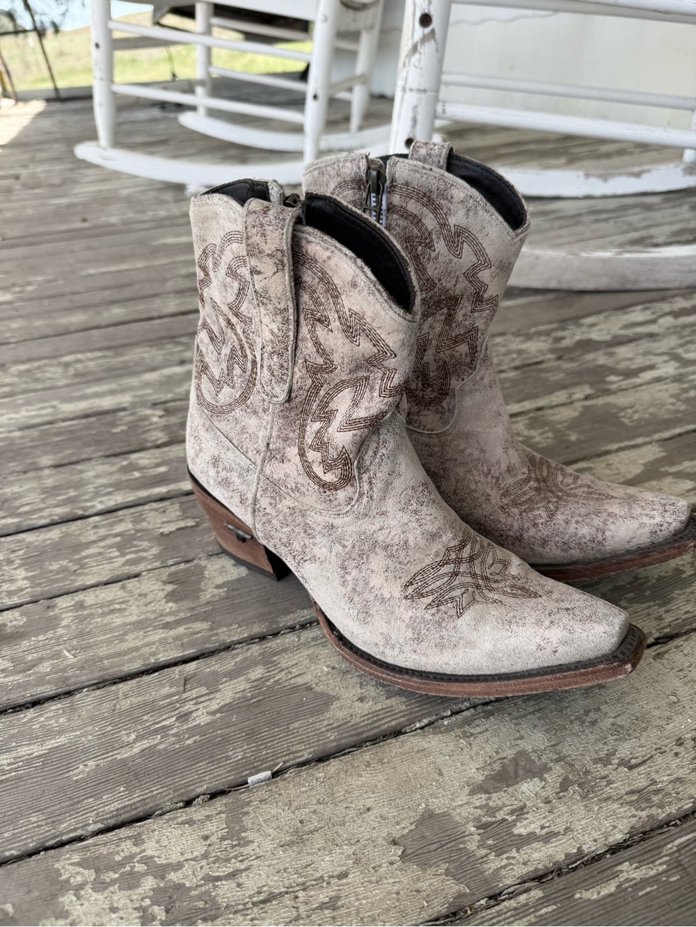 Lane Smokeshow Bootie Western Embroidered Short Cowboy Booties